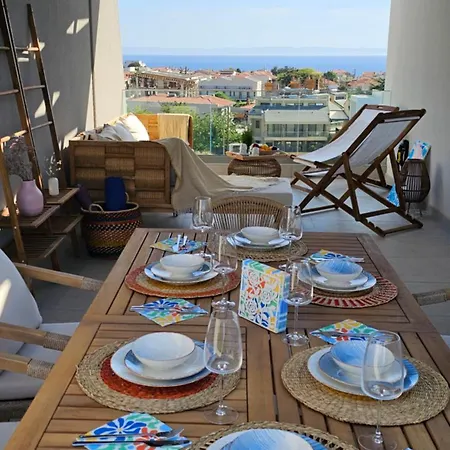 Artion Luxury Boho Seaview Duplex Apartment *